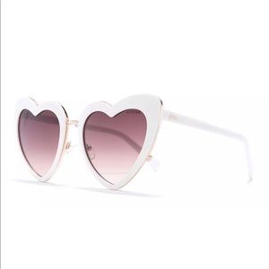 GUESS - White Heart Sunglasses 53mm